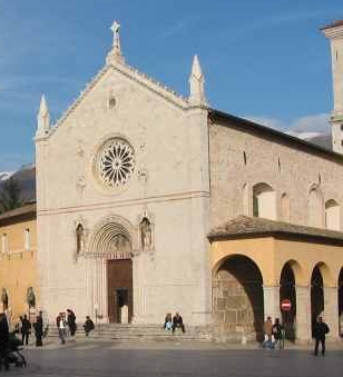 San Benedetto - Piazza di Norcia - Perugia - Umbria  medioevale 